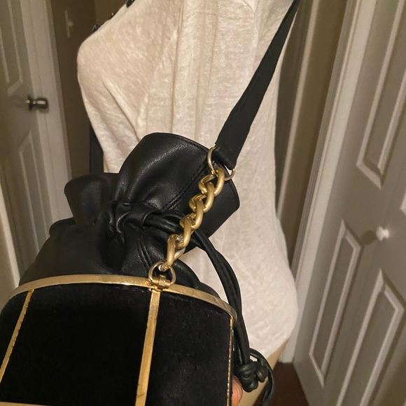 Vintage tango round drawstring bag. - Picture 6 of 7